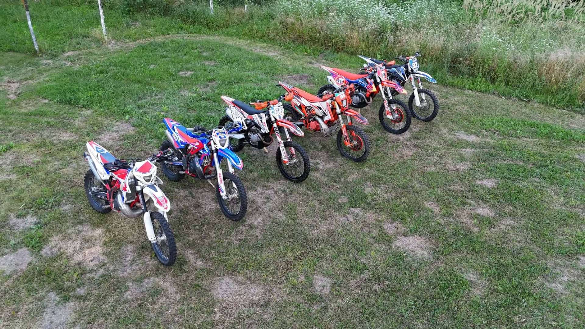350cc enduro bike available to ride in Bulgaria